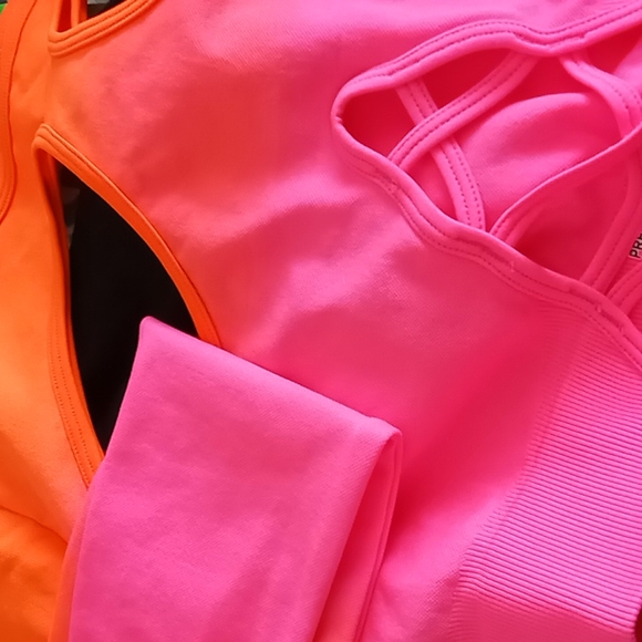 Sexy Prettylittlething plt shape ombre lace up cutout sports top (only) Large - Picture 7 of 7